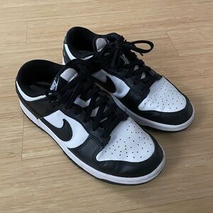 Nike Panda Low Dunks